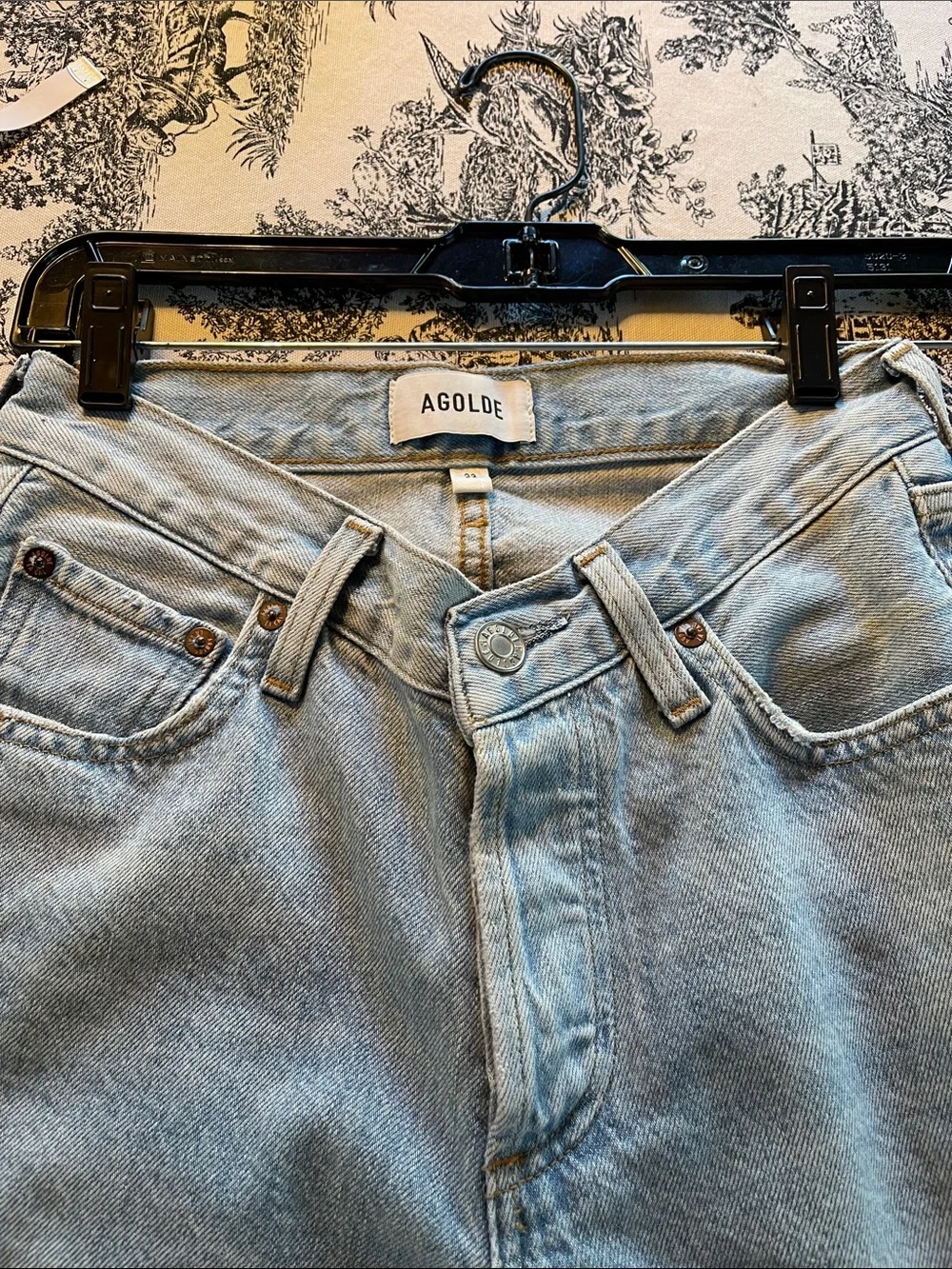 Agolde V-CUT soft jeans. - Picture 3 of 7